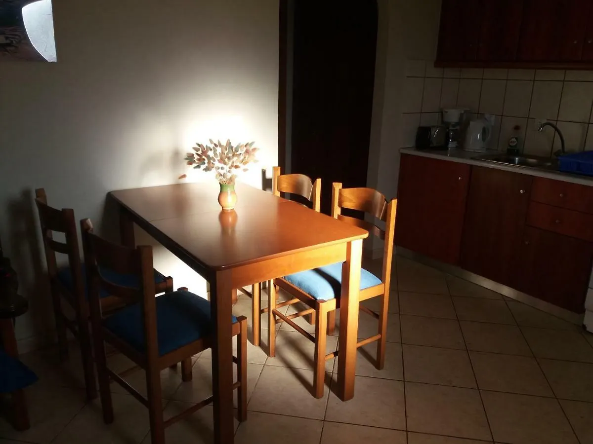 Vasilikiádhes Vegera Apartment M
